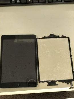 iPadmini1のガラス交換修理承ってます！