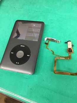 iPod classicのイヤホンジャック　片耳がきこえない