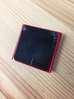  iPod nano 第6世代 の修理　液晶、ガラス
