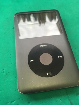 世田谷区よりご来店 iPod classic バッテリー交換