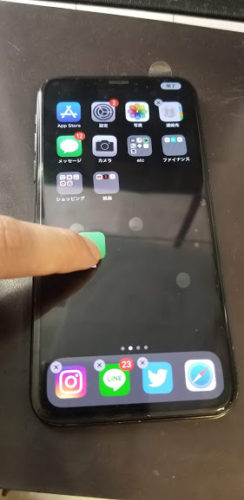 Iphoneの画面がゆらゆら揺れる Iphone修理のクイック