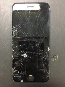 iPhoneガラス割れ