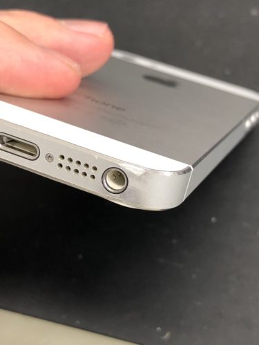 目黒区からiphone 5sのイヤホンジャック交換でご来店いただきました Iphone修理のクイック