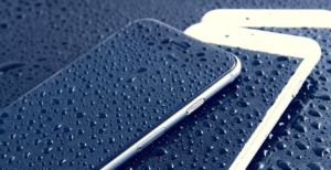 iPhone水濡れ画像