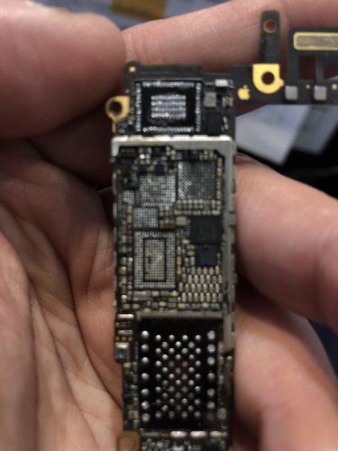 5G対応のiPhoneは値上がり必至！？