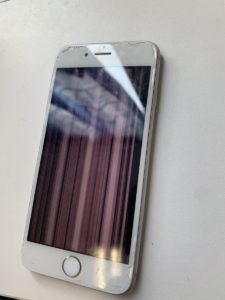 iPhone 修理 町田