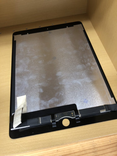 iPhone（アイフォン）　iPad（アイパッド）　修理　郵送修理　新宿