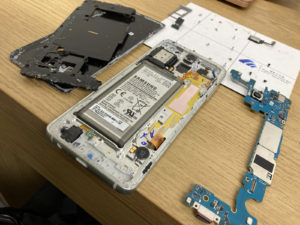 iPhone（アイフォン）　Android（アンドロイド）　修理　新宿