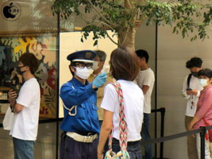 iPhone（アイフォン）　修理　新宿