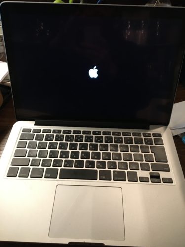 MacBook修理の問い合わせが増えております