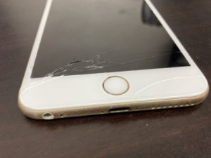 iPhone（アイフォン）　修理　新宿