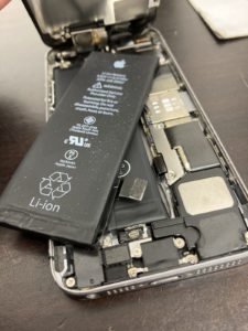 iPhone（アイフォン）　修理　新宿