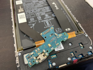 iPhone（アイフォン）　iPad（アイパッド）　Android（アンドロイド）　修理　新宿