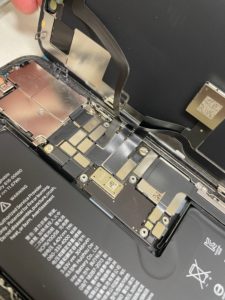 iPhone11 アウトカメラ交換