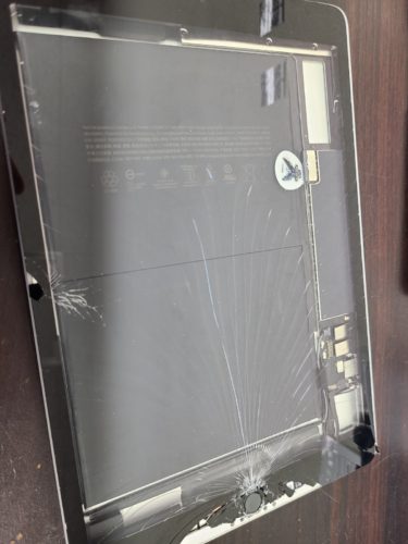 iPad修理　アイパッド修理　タブレット修理　機械　郵送修理