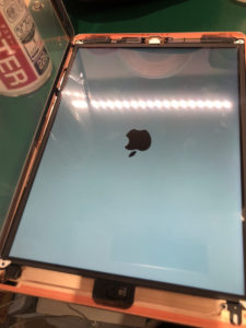 iPad 映らない 修理
