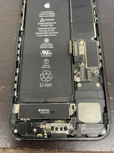 iPhone7修理　スマホ修理　アイフォーン　iPhone修理　精密機器修理　新宿修理