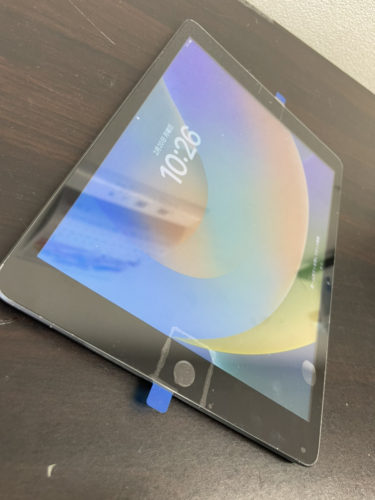 iPad7 タブレット修理　アイパッド　Apple製品　精密機器修理　新宿即日修理　新宿修理
