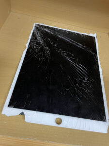 iPad修理　アイパッド修理　タブレット修理　Apple製品　iPad mini 画面修理　液晶不良　新宿