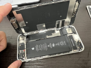 iPhone(アイフォン) iPad(アイパッド) 修理　新宿