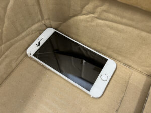 iPhone(アイフォン) iPad(アイパッド) 修理　新宿